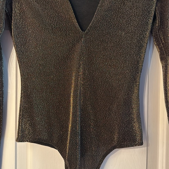 Express Gold bodysuit - Picture 2 of 6
